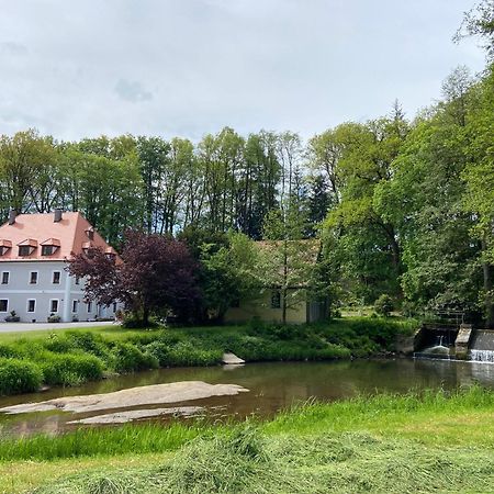 Landhotel Kahrmuehle Pressath Екстер'єр фото