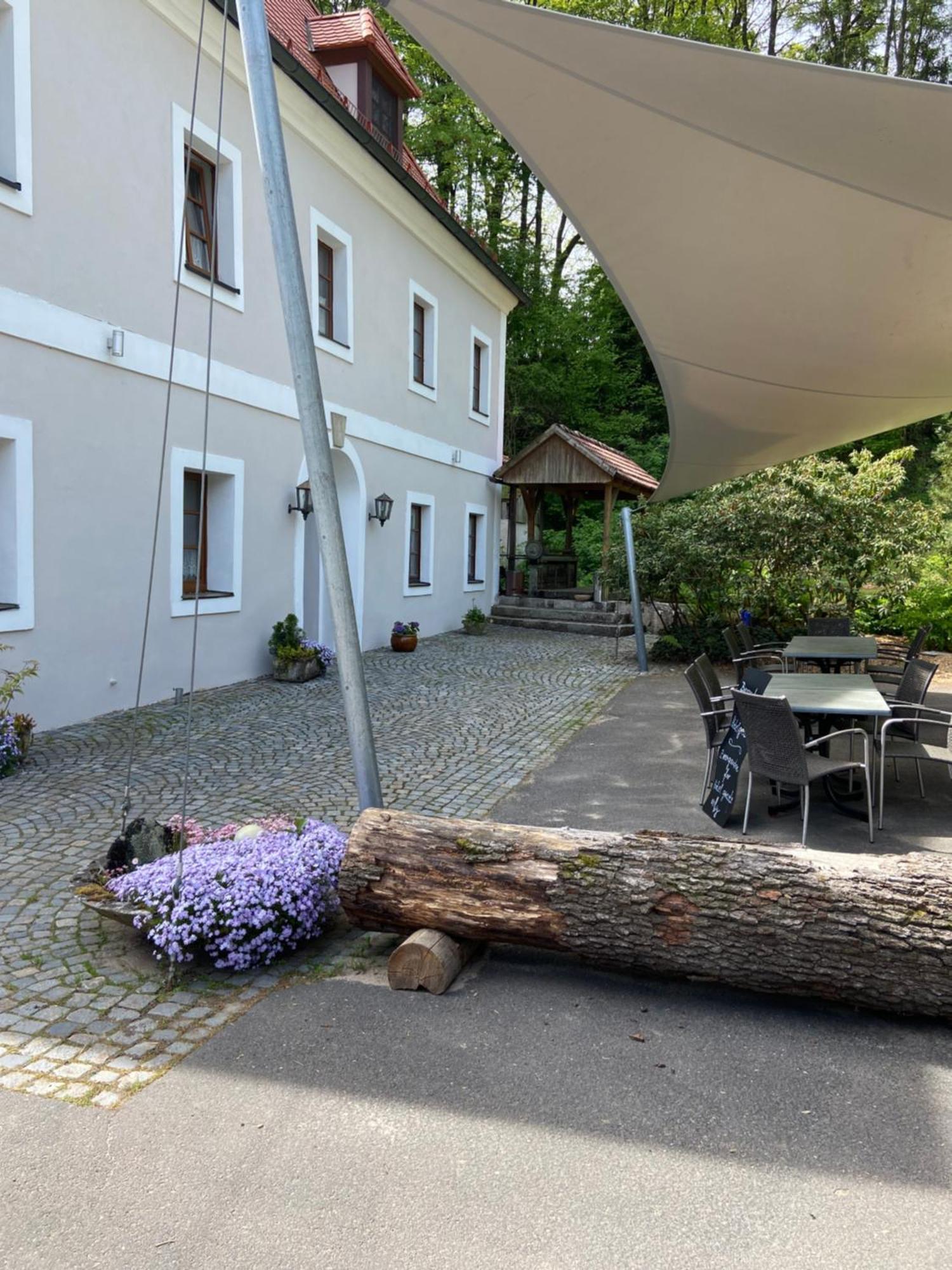 Landhotel Kahrmuehle Pressath Екстер'єр фото