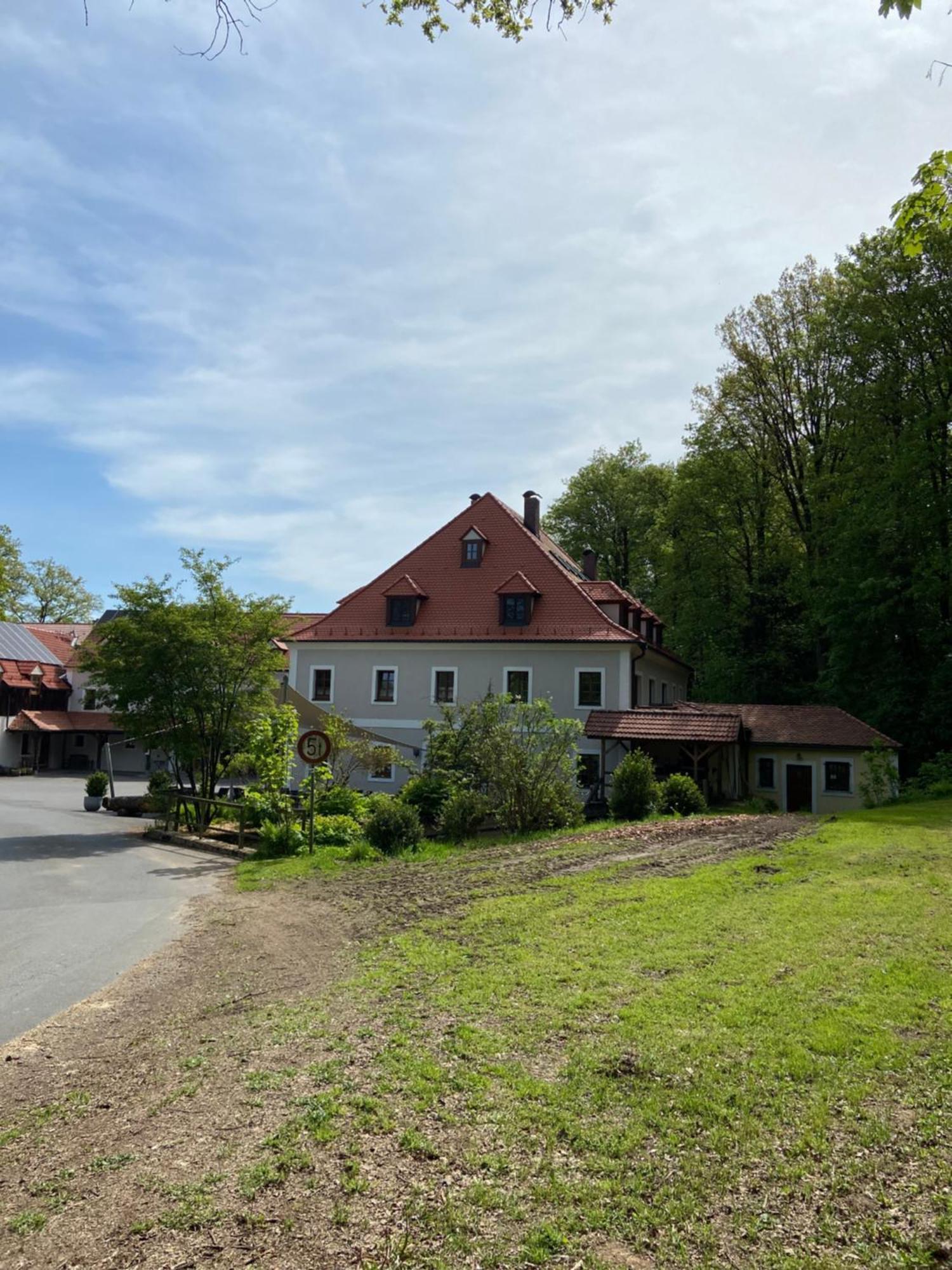Landhotel Kahrmuehle Pressath Екстер'єр фото