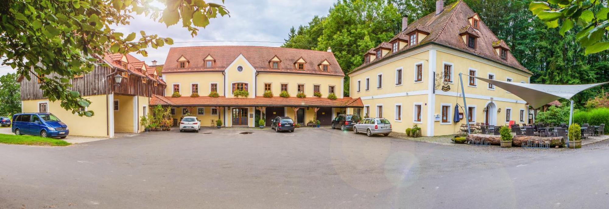 Landhotel Kahrmuehle Pressath Екстер'єр фото