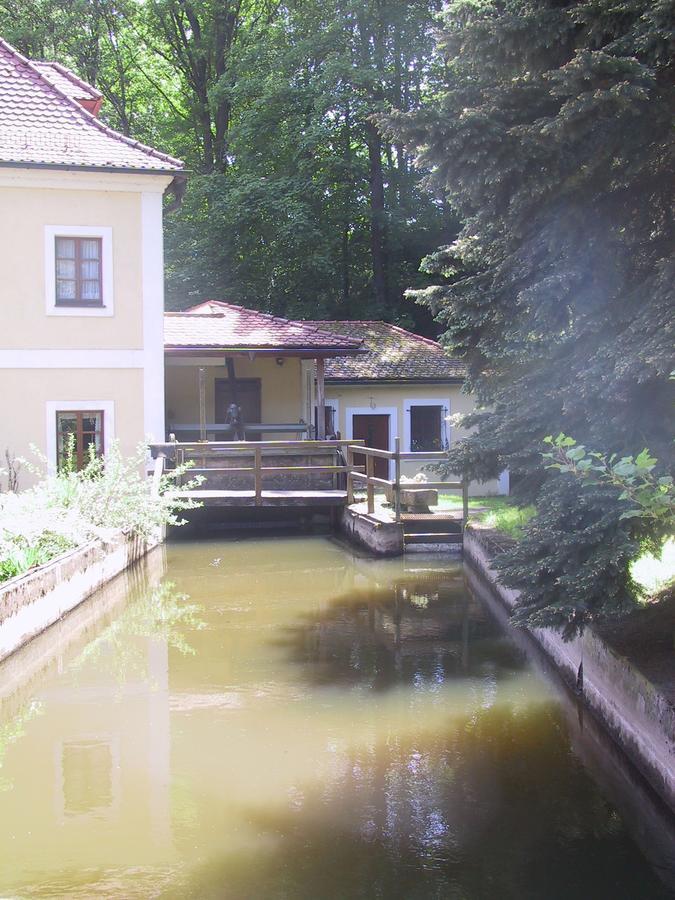 Landhotel Kahrmuehle Pressath Екстер'єр фото