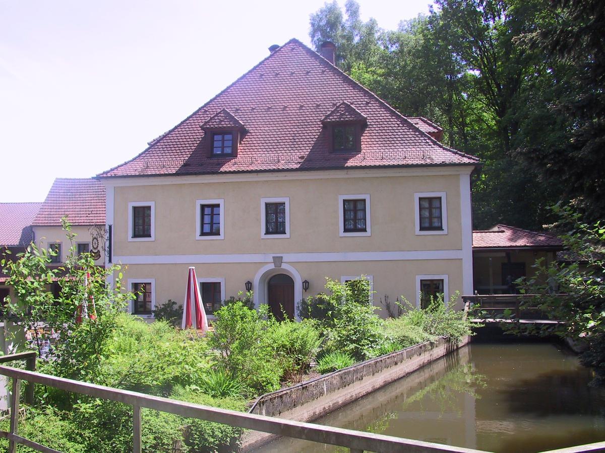 Landhotel Kahrmuehle Pressath Екстер'єр фото