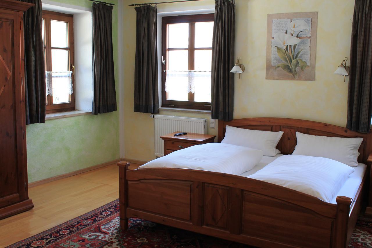 Landhotel Kahrmuehle Pressath Екстер'єр фото